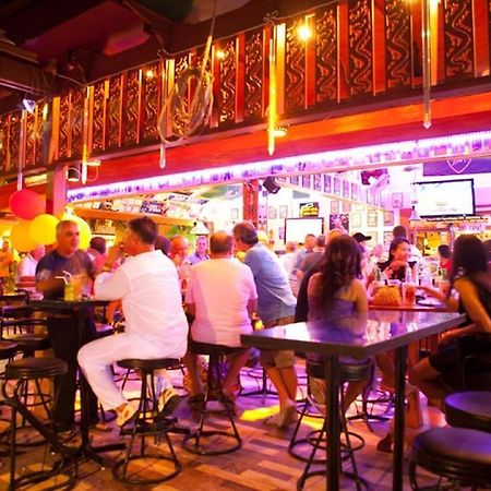 外籍酒店 Patong 外观 照片
