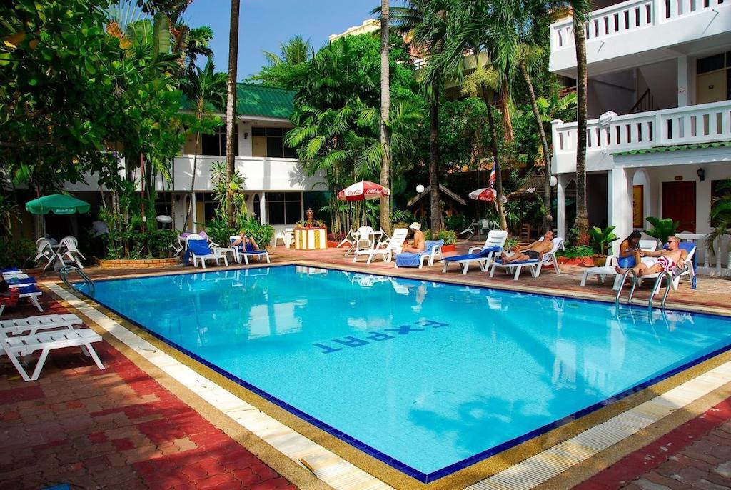 外籍酒店 Patong 外观 照片